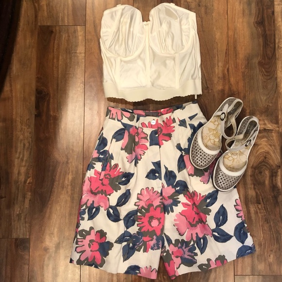 Collection Point of View floral linen shorts sz 4 (B07) - Picture 7 of 8